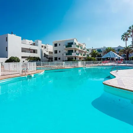 Malu Costa Teguise